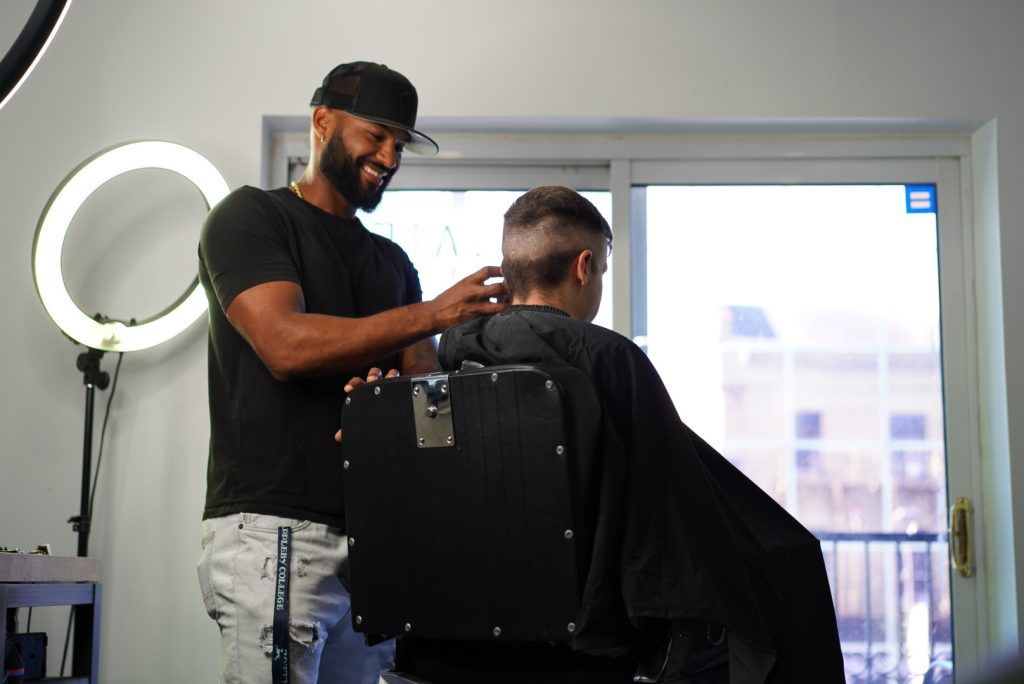 Squire Barbershop Atmosphere